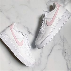 Wmns Nike Air Force 1 Low Pink Foam White Leather